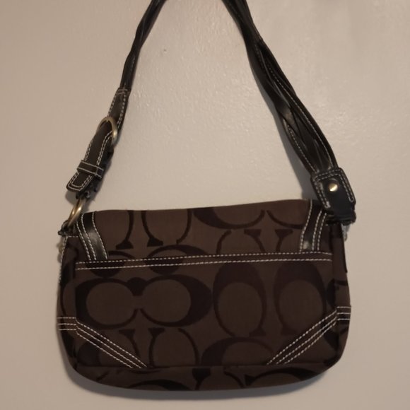Coach Signature Canvas Hobo Bag Very Nice Condition 11072 - Picture 2 of 8